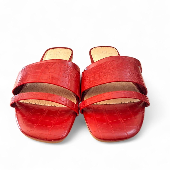 Halston Red Croc-Embossed Flat Slide Sandals – Size 8 - Picture 2 of 12